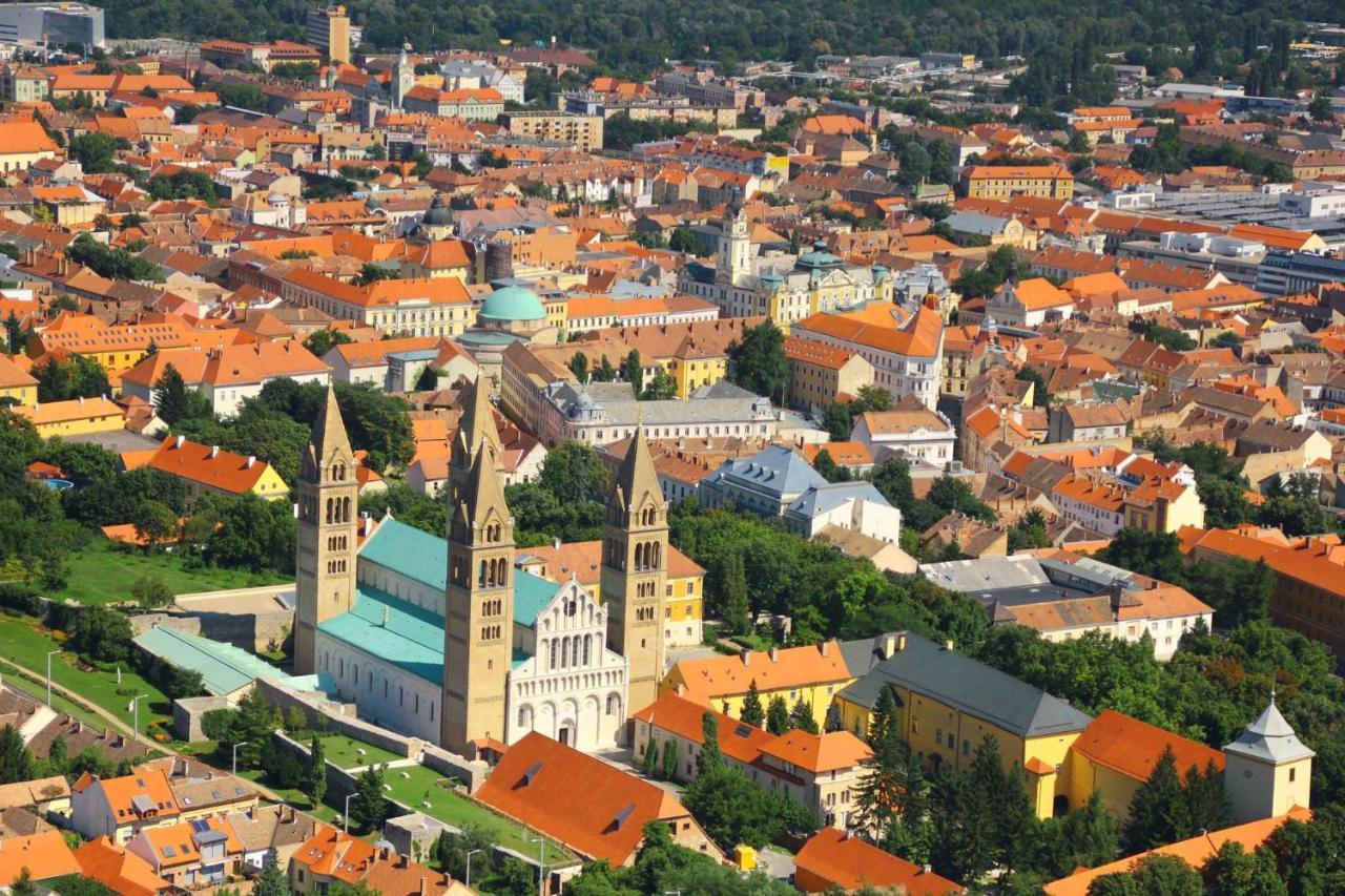 Napartman Pécs Extérieur photo