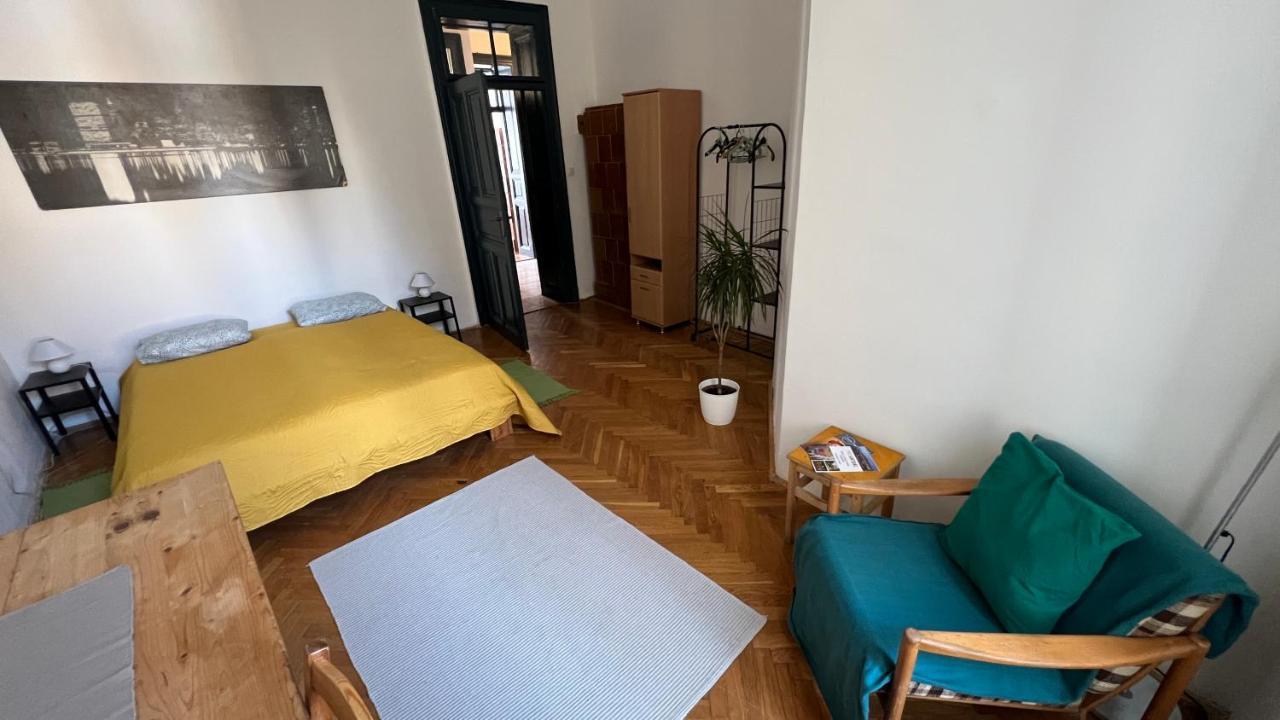 Napartman Pécs Extérieur photo